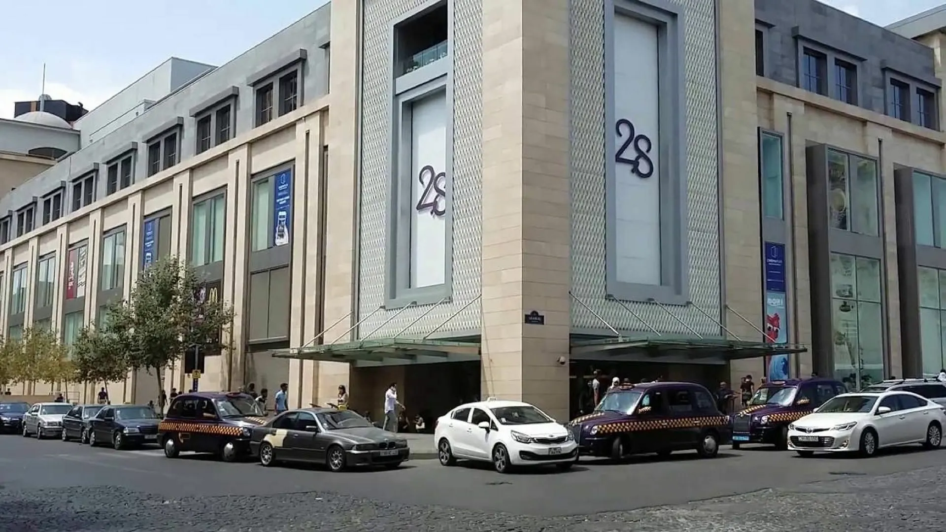 Hotel 28 Baku